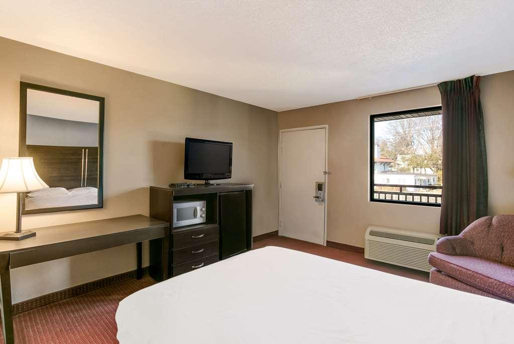 Rodeway Inn Rohrerstown Oda fotoğraf