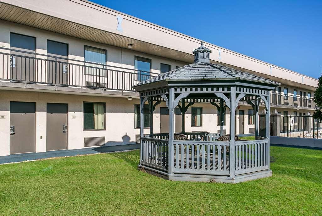 Rodeway Inn Rohrerstown Dış mekan fotoğraf