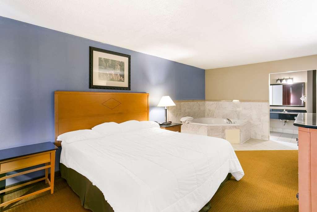 Rodeway Inn Rohrerstown Oda fotoğraf